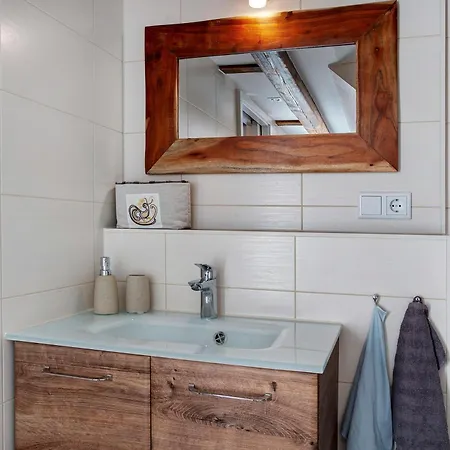 Gemuetliche In Seenaehe