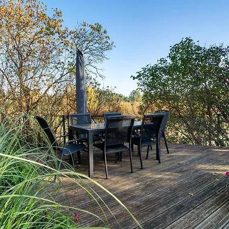 Appartement Gemuetliche In Seenaehe Neustrelitz