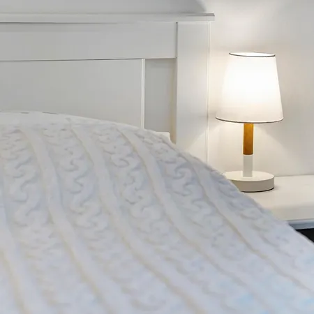 Appartement Gemuetliche In Seenaehe Neustrelitz