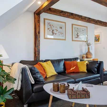 아파트 Gemuetliche In Seenaehe 노이슈트렐리츠